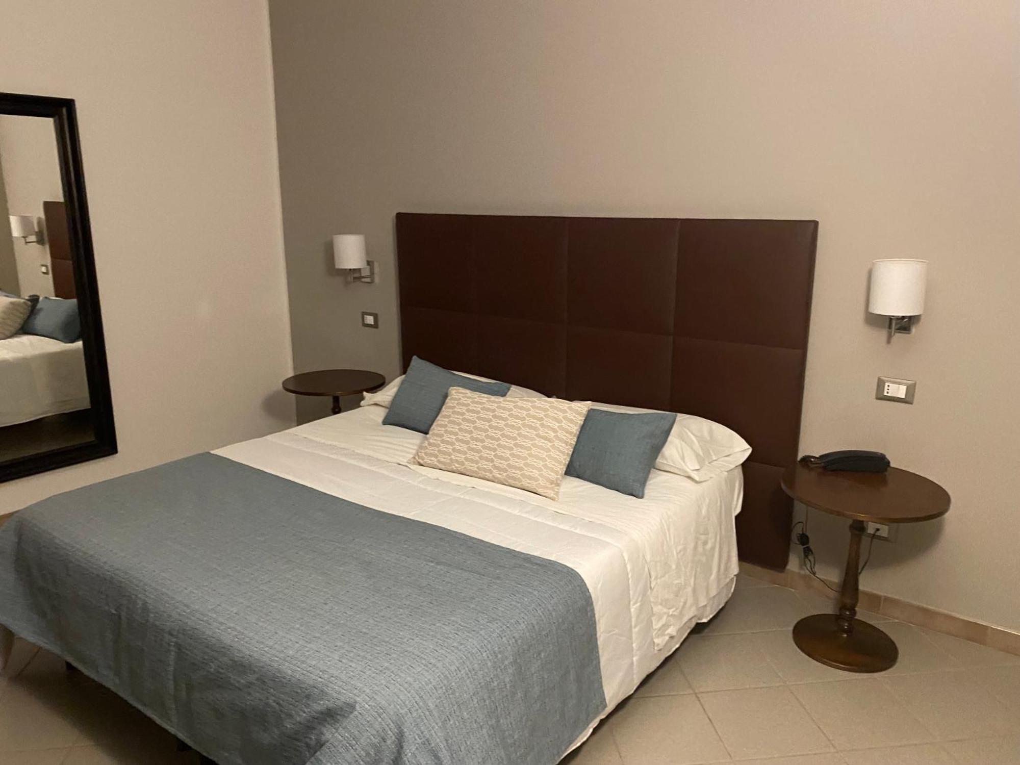 Hotel Moderno Trapani Eksteriør bilde